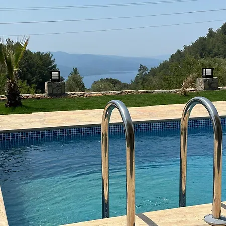 Berceste Apartament *